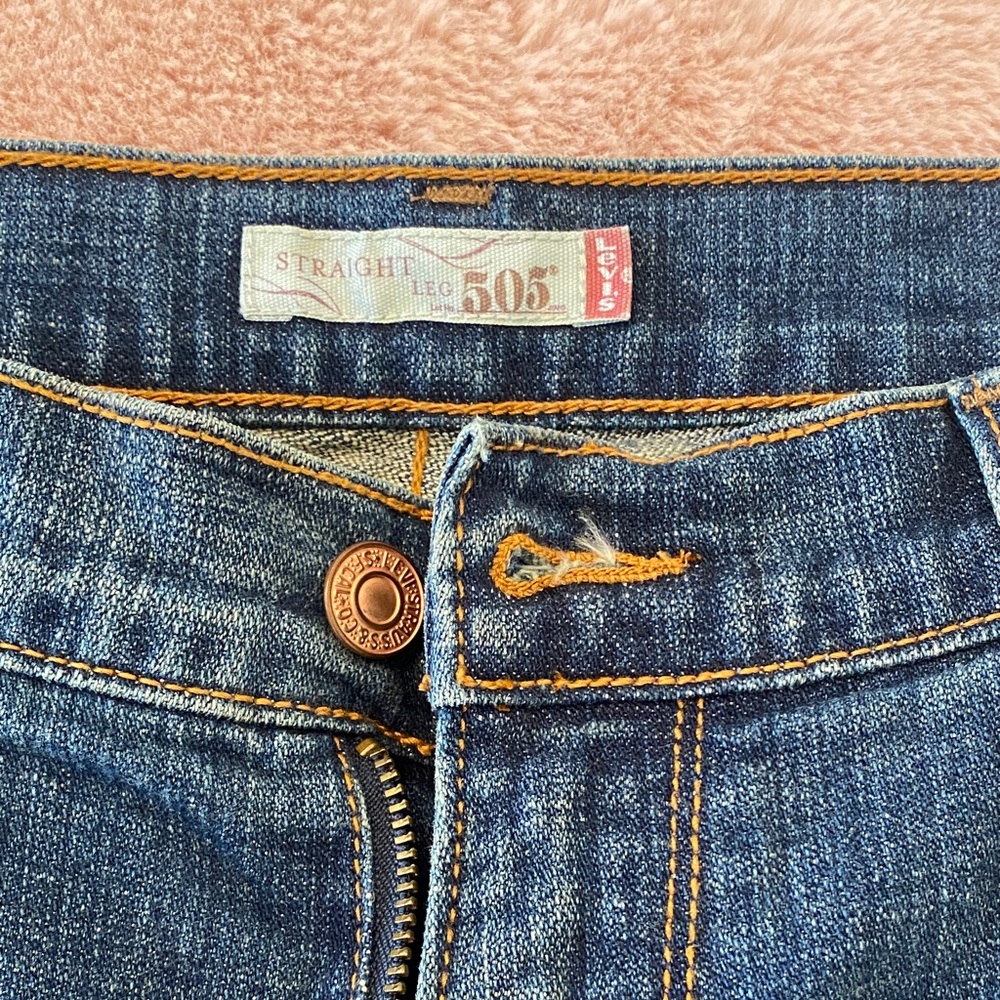 Levi's Women's 505 Straight Leg Jeans in Dark Blue Denim Size 10